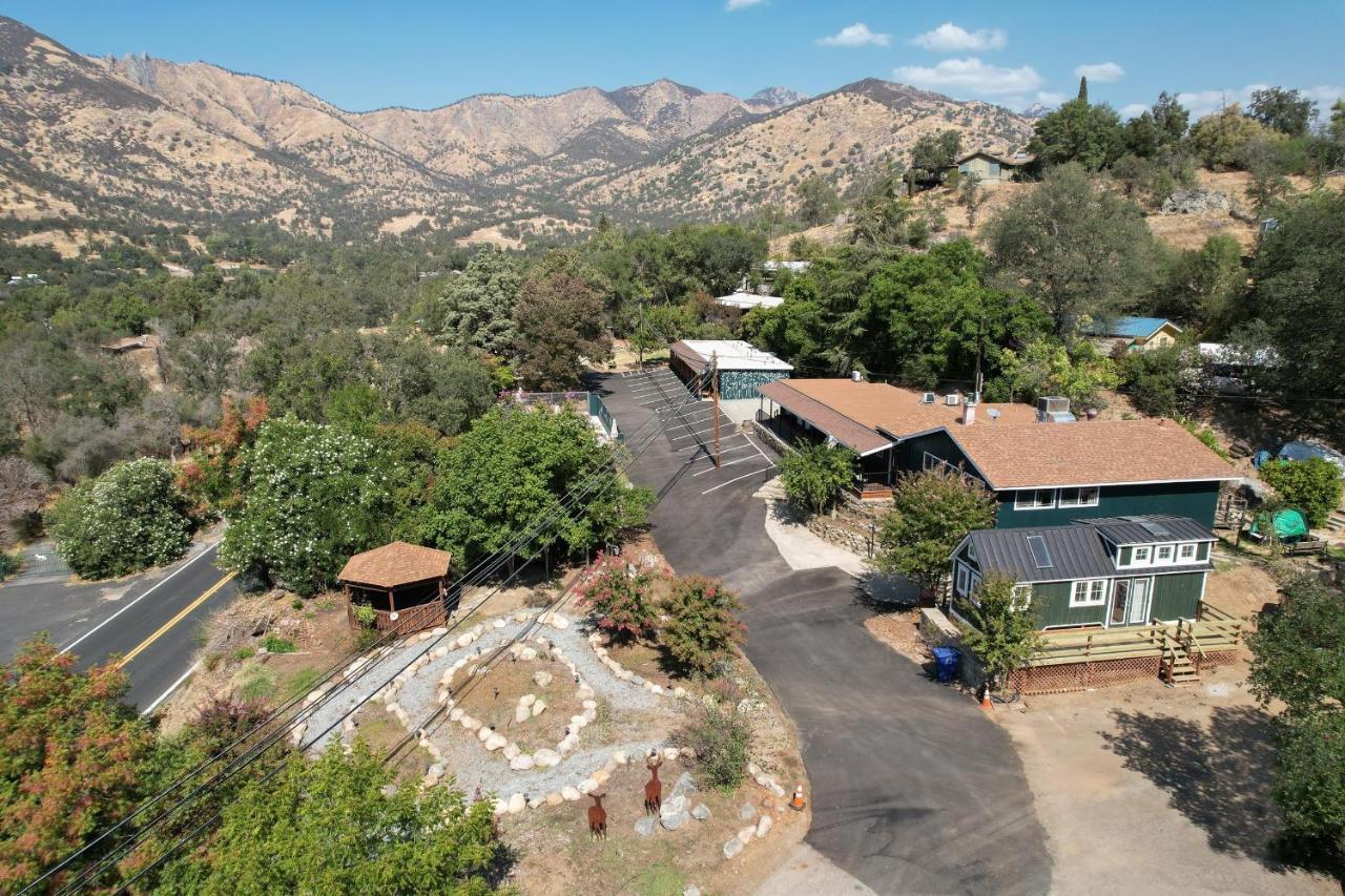 The Belle Sequoia Motel Rm9 Three Rivers Exteriér fotografie