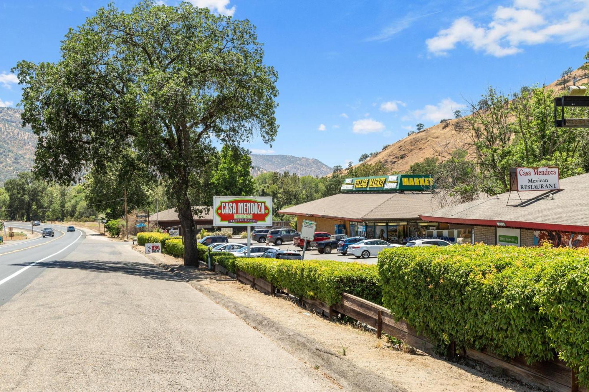 The Belle Sequoia Motel Rm9 Three Rivers Exteriér fotografie